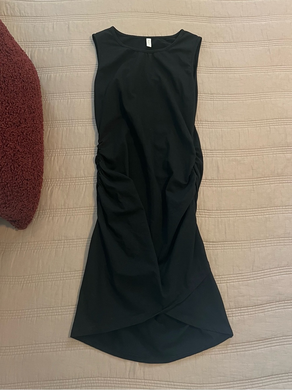 Missufe Sleeveless Black Midi Dress with Side Ruching Minimalist Neutral Modern